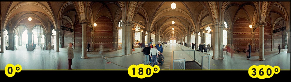                                         Presentation to the public: entrance under the Rijksmuseum, a model of the new design.